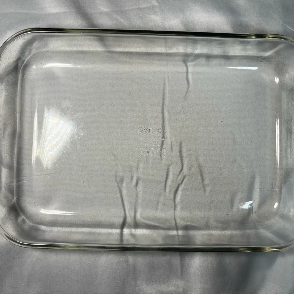 Vintage PYREX 233-N Clear Glass 3 Qt. 13